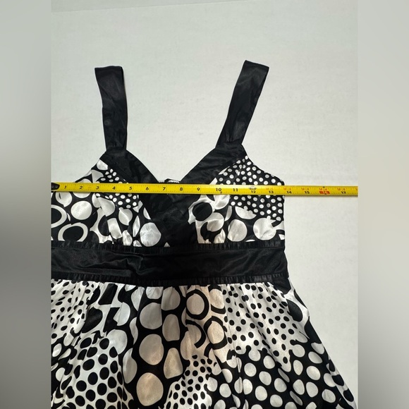 Buyer California Womens Teen Tank Top - Picture 7 of 9